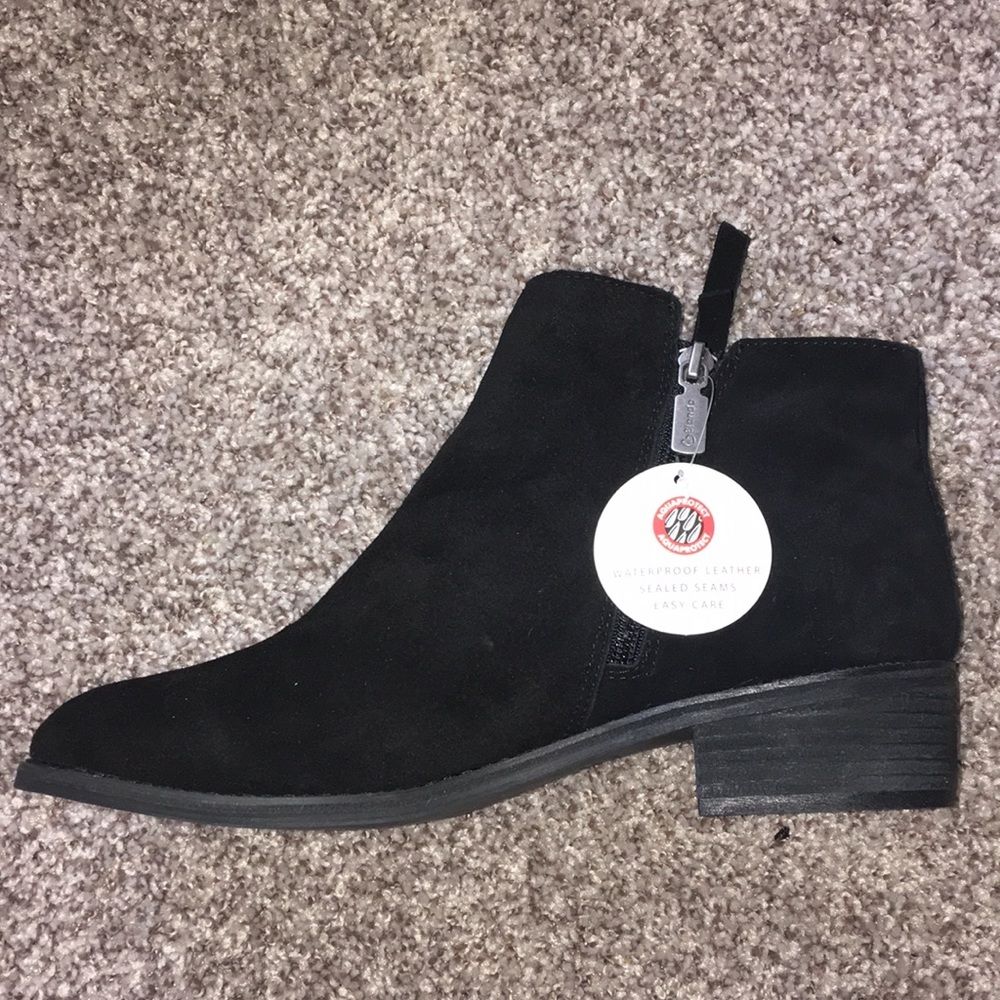 NWT Blondo Waterproof Black Suede boots size 10
